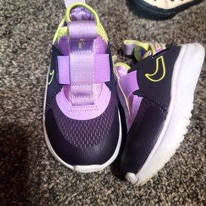Girls purple Nike shoes size 8c